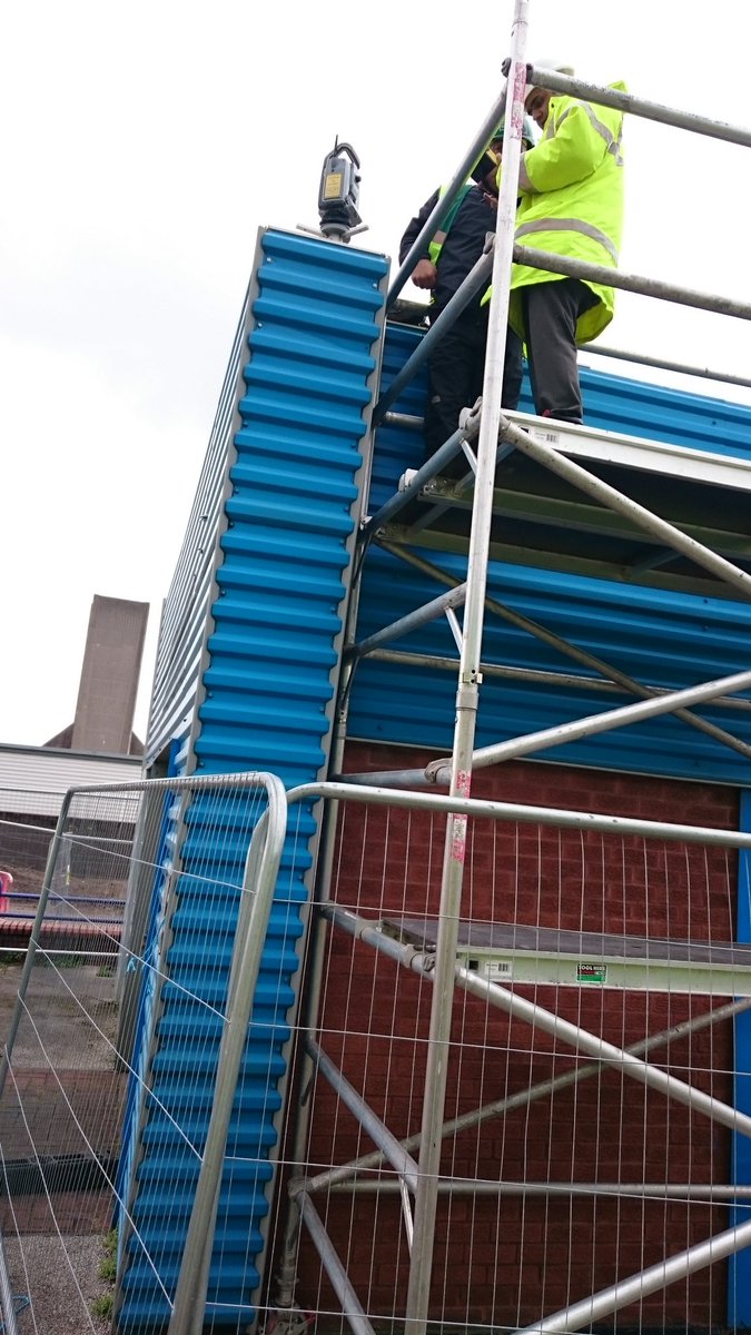 KOREC_Rail's tweet photo. On site Monitoring setup π @KORECGroup @TrimbleNews #trimblemonitoring https://t.co/hSWrQzo5GB