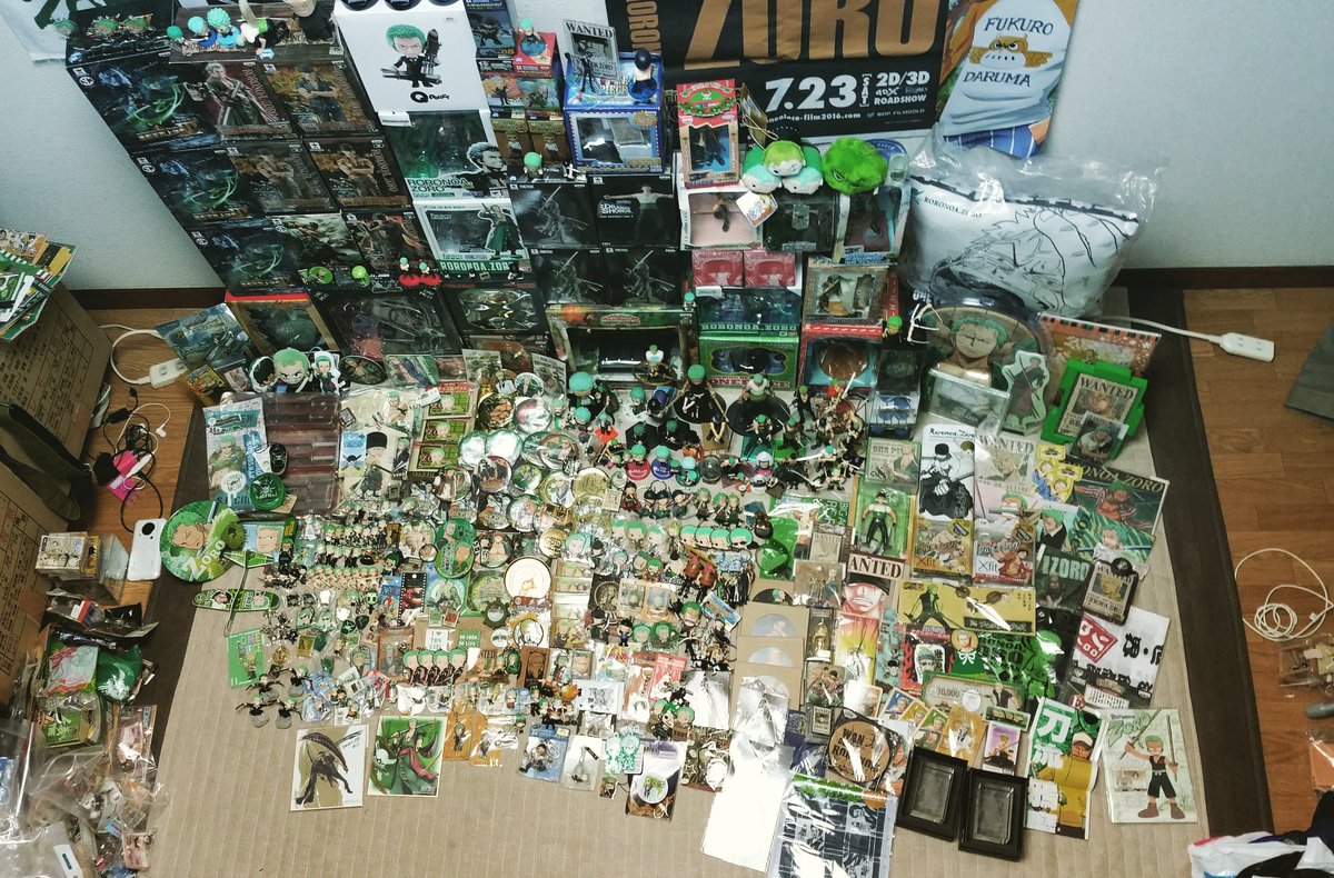keyboard817's tweet photo. @mugiwara_ya 今晩は、ゾロのコレクションです！😂💚

#ワンピース #onepiece #ロロノアゾロ #RoronoaZoro https://t.co/jUo8GICbtF