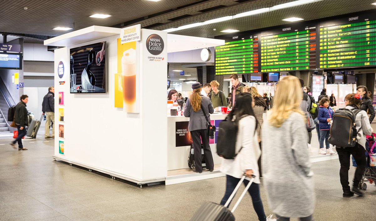 BMO_Belgium's tweet photo. Loving the NESCAFÉ Dolce Gusto Belgilux COFFEE Bar in Brussels South Station. Taste the 2 innovations till 21/10! https://t.co/f0nnUFyydm