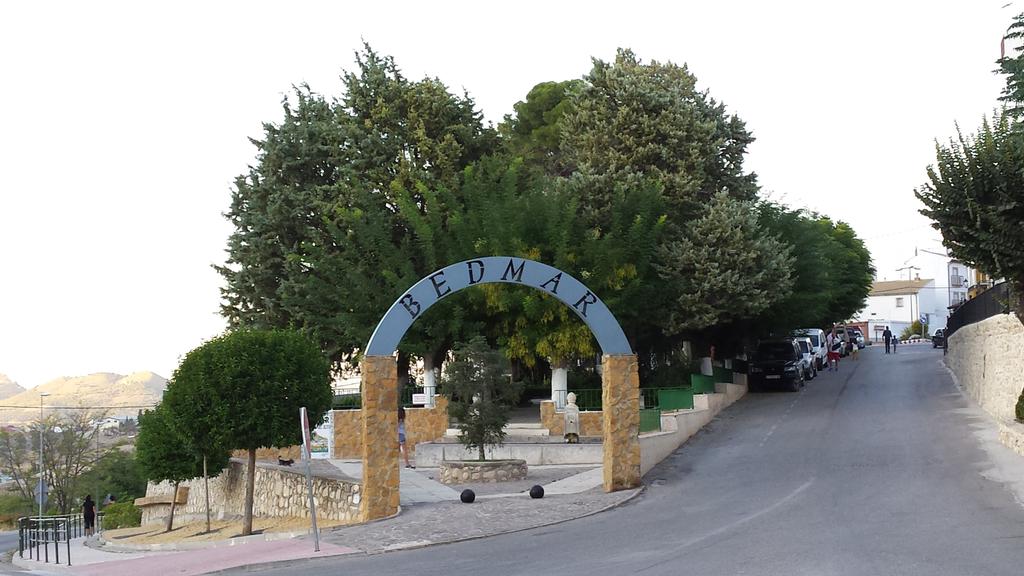 #Bedmar os da la bienvenida con su leyendario Pilar de la Pililla.
¡Visítanos!