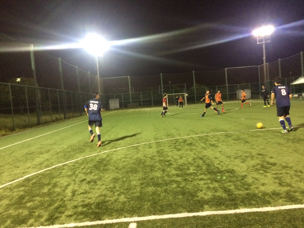 fc_unify_2015's tweet photo. 10月の活動お疲れ様でした！
暖かくプレイしやすそうでした⚽️
風邪など引かないように体調管理をしっかりと…！
次回の活動は11月8日(火)朝霧です。興味のある方は是非参加してください♪
#FC・UNIFY #一つになる #フットサル https://t.co/8CEA7Bh7Vs