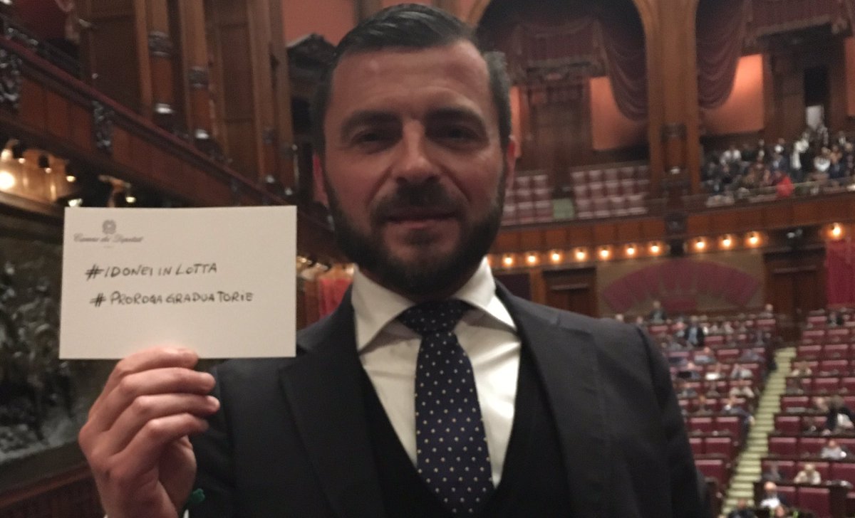 w_rizzetto's tweet photo. Direttamente dalla Camera dei Deputati #idoneiinlotta #prorogagraduatorie tutto il nostro impegno! https://t.co/iMJL7yvoOy