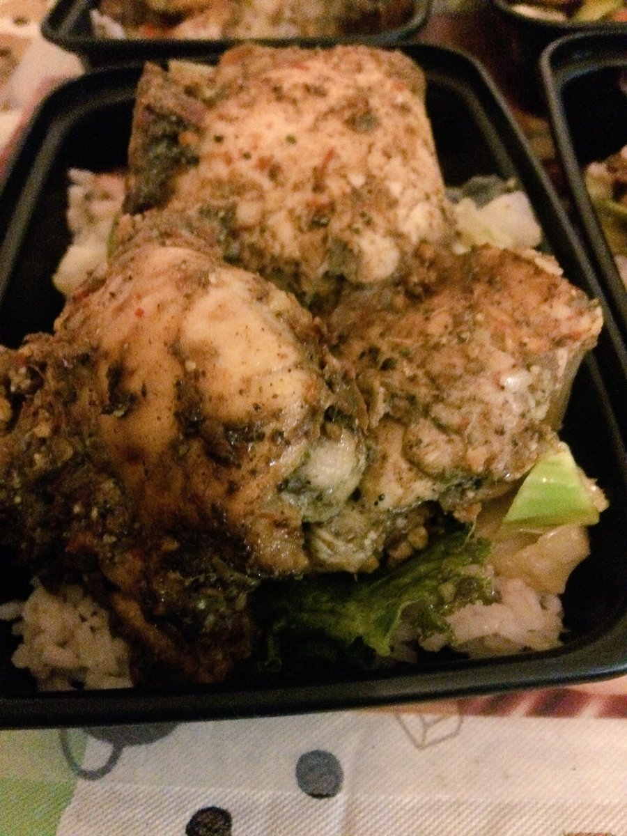 simplyhomemad's tweet photo. Bourbon rib bites ,orange chicken, Philly cheesesteak pasta, jerk chicken this week meals #fitness #fitfam #Foodporrn https://t.co/efXCG8XBCc