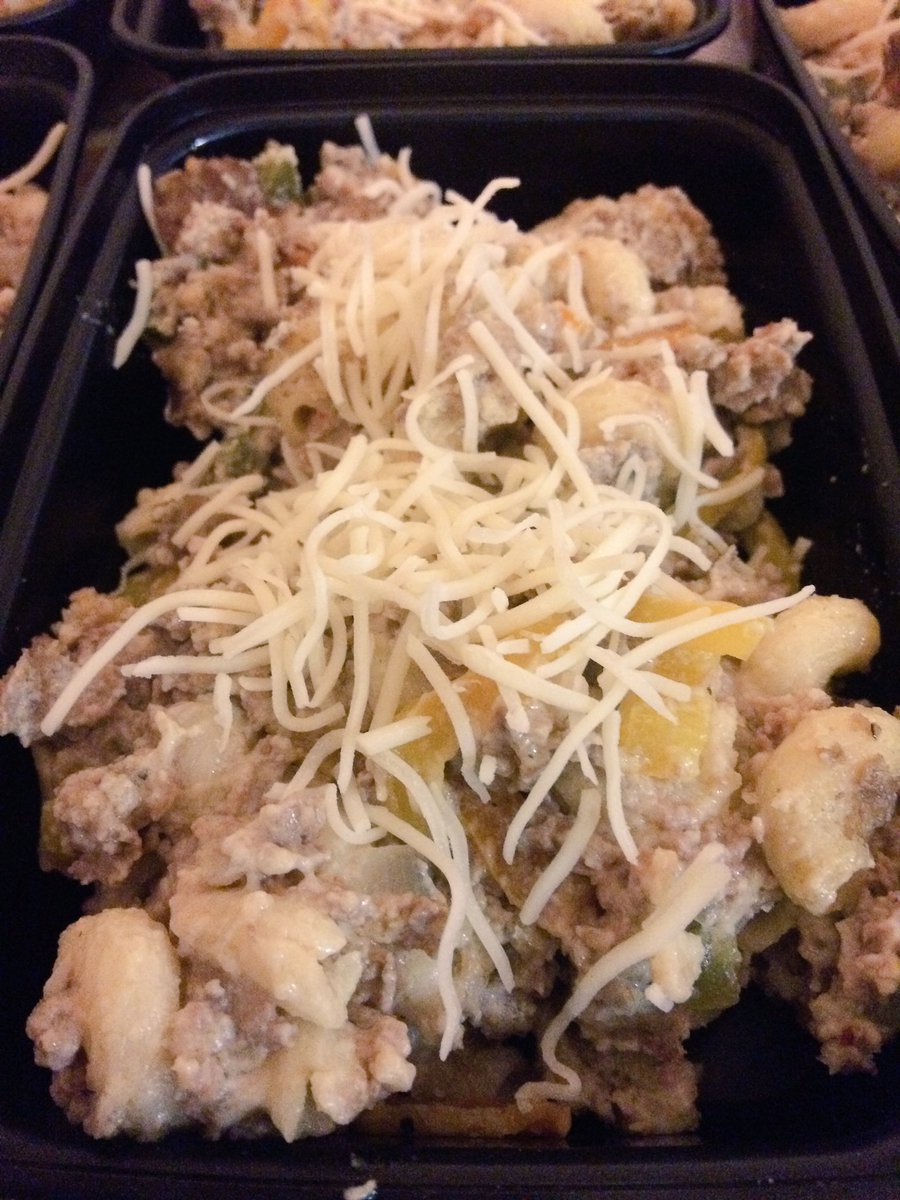 simplyhomemad's tweet photo. Bourbon rib bites ,orange chicken, Philly cheesesteak pasta, jerk chicken this week meals #fitness #fitfam #Foodporrn https://t.co/efXCG8XBCc
