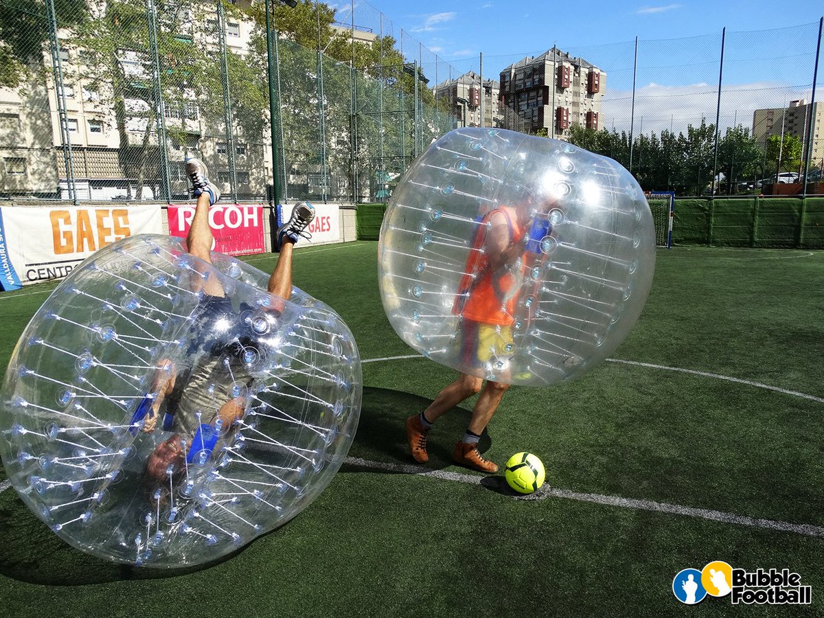BubbleBCN's tweet photo. Se un poco malvado 😈 con #bubblefootball descubre lo que eres capaz de hacer en https://t.co/S3AUoOmDl0 https://t.co/L7WFXz2moq