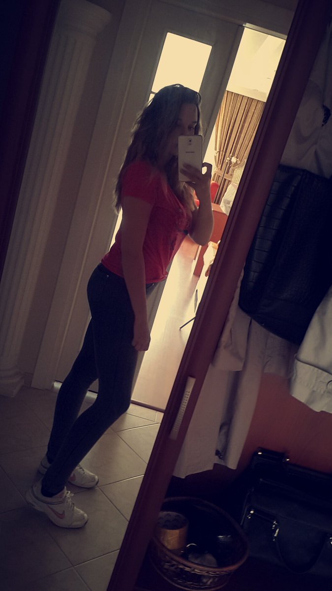 BerfinMankal's tweet image. #MissingDays #SummerBorn