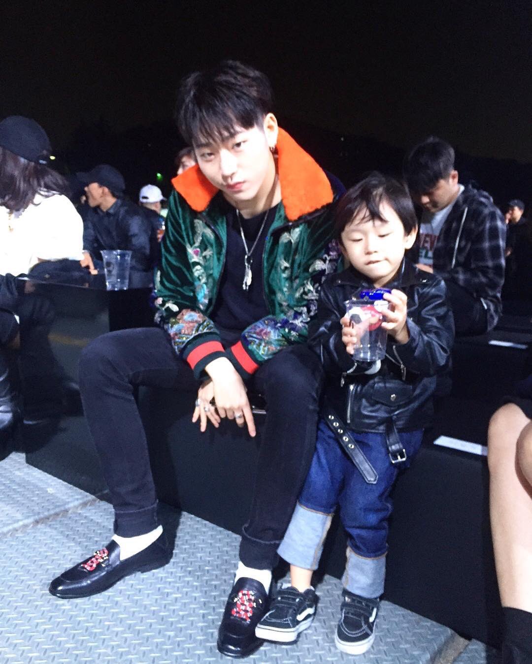 Block B Trans Super Marche Instagram Ridiculously Freaking Handsome I Love You Zico Ameanah Son 99 Fasionshow T Co Rfhl850em7 T Co vxrfofgm Twitter