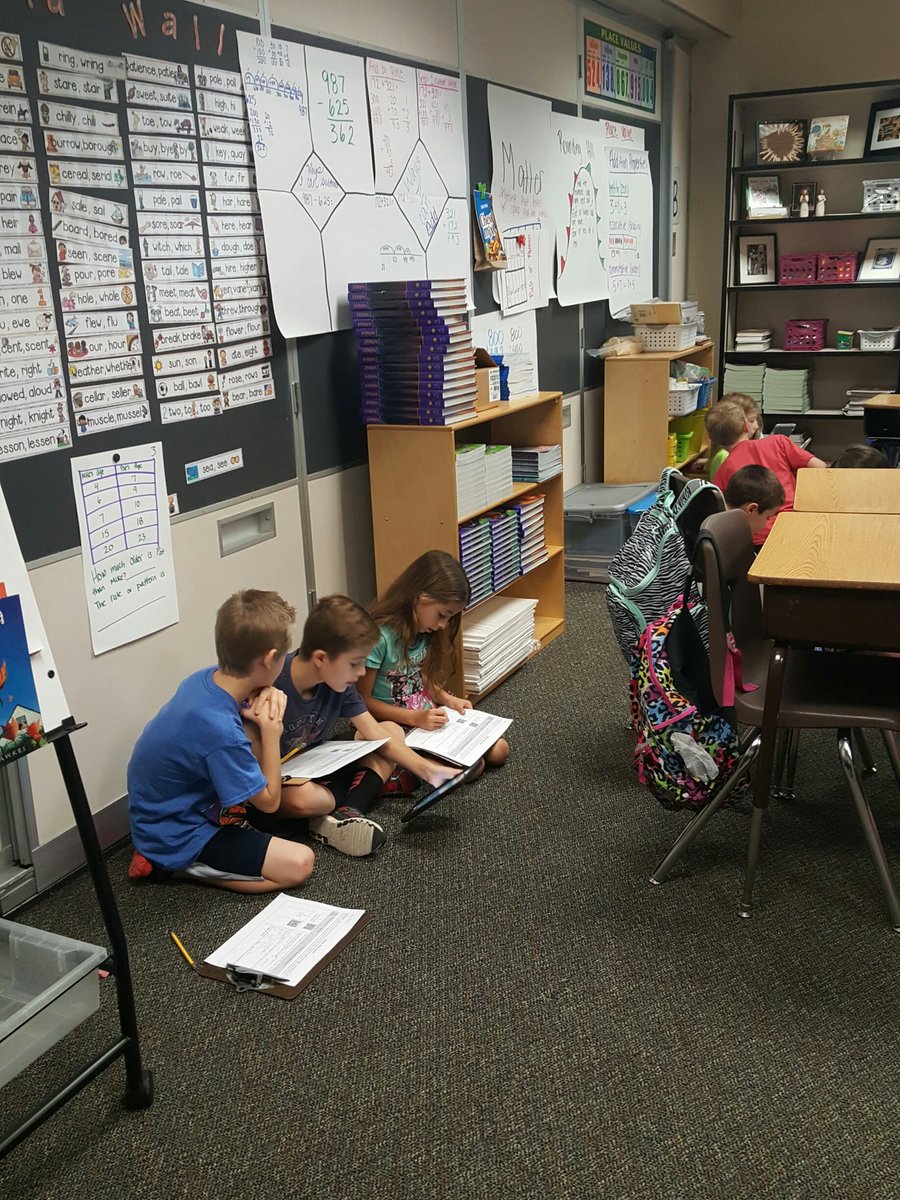 ElizabethK_88's tweet photo. Virtual rounds D2 w/ Ms. Emily Garcia's 3rd grade math Ss- iPads & QR codes to increase learner engagement @HumbleISD_HHE #humbledl #hTILT https://t.co/JQSo9JGDa7