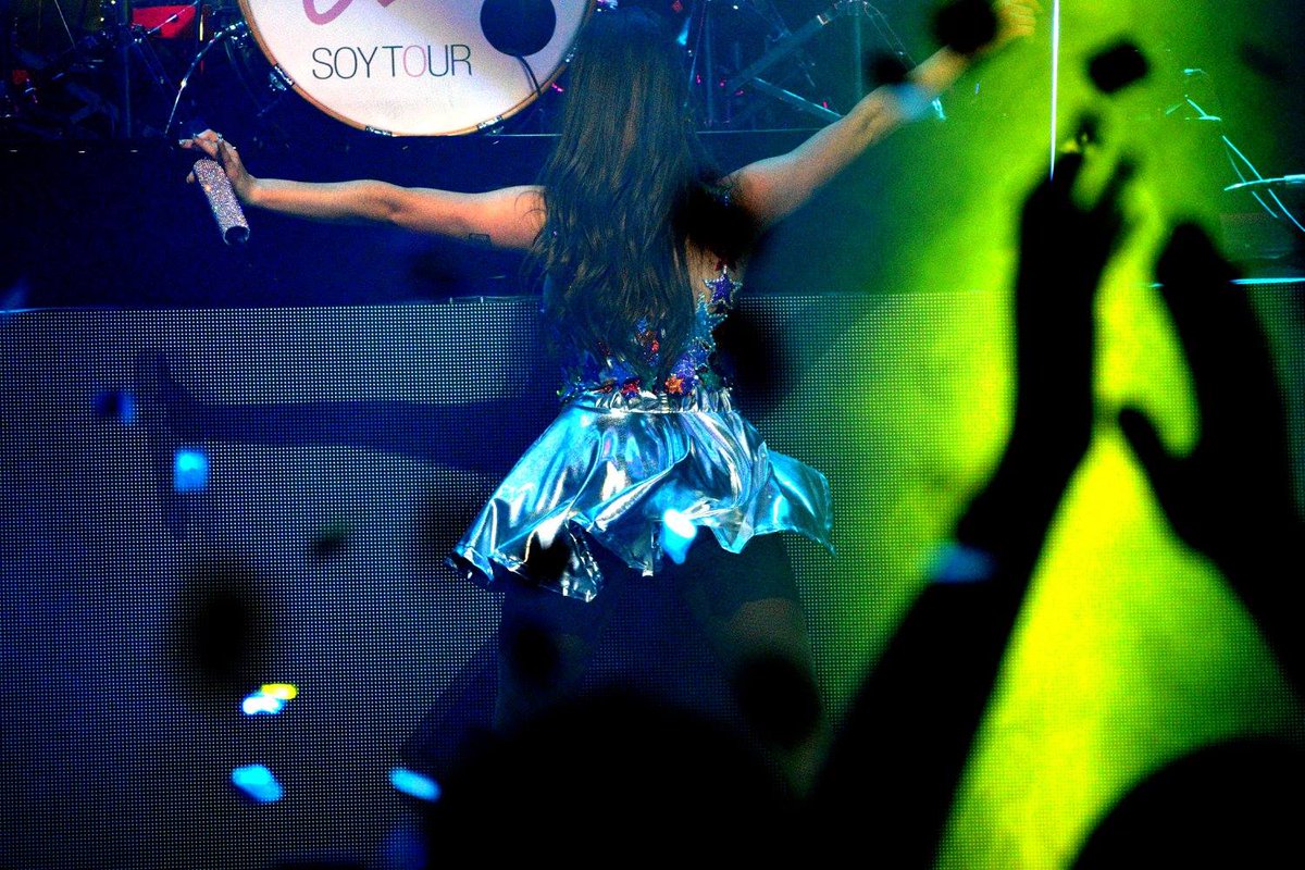 svitlanaespos's tweet photo. @laliespos #SOYTour #LaliEnElOpera 💞🎶 https://t.co/p2wQQznSqx