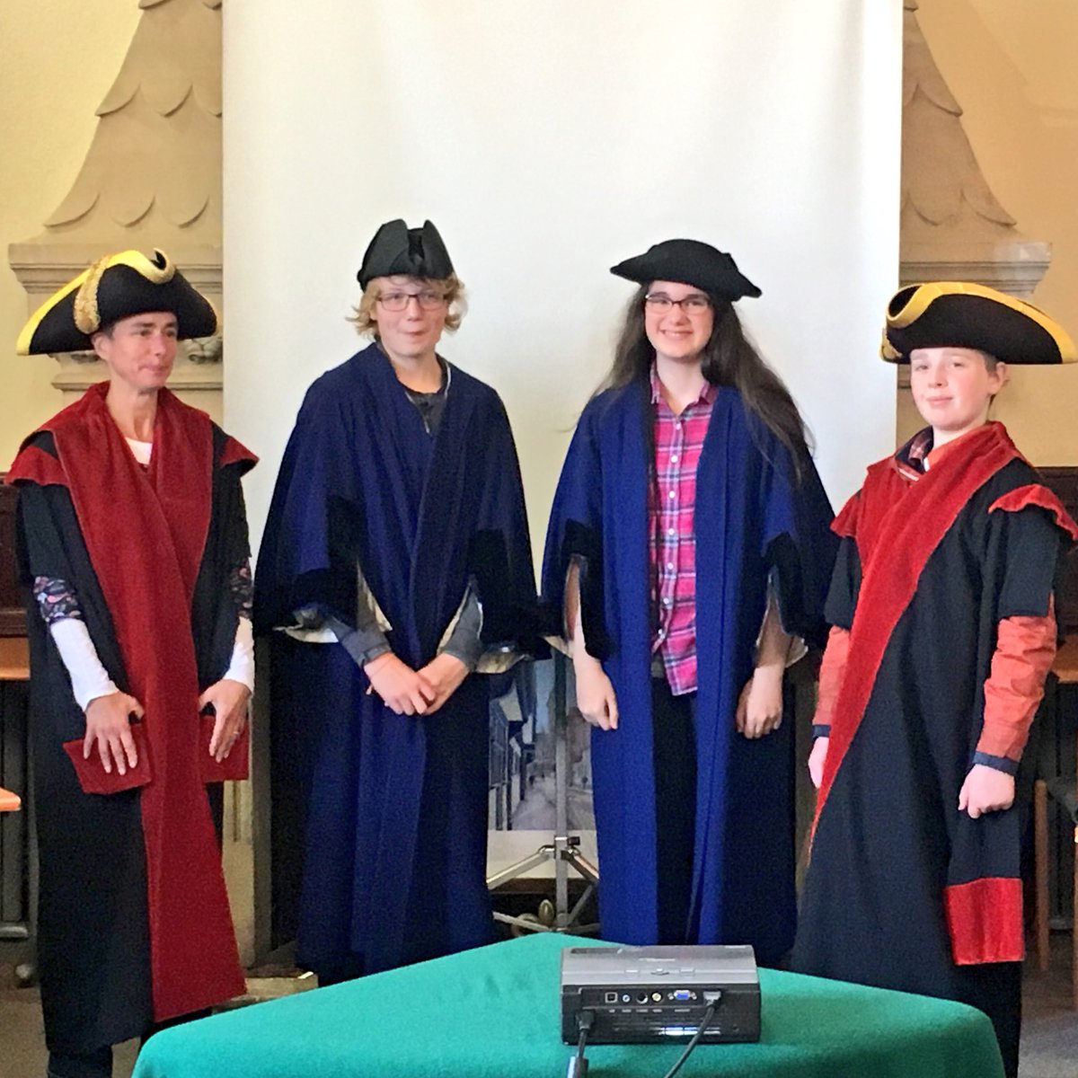 NewburyTC's tweet photo. In our penultimate #localdemocracyweek session we welcomed the Home Educated to the #Newbury Town Hall. #ELDW2016 https://t.co/Zg0XRLZUIo