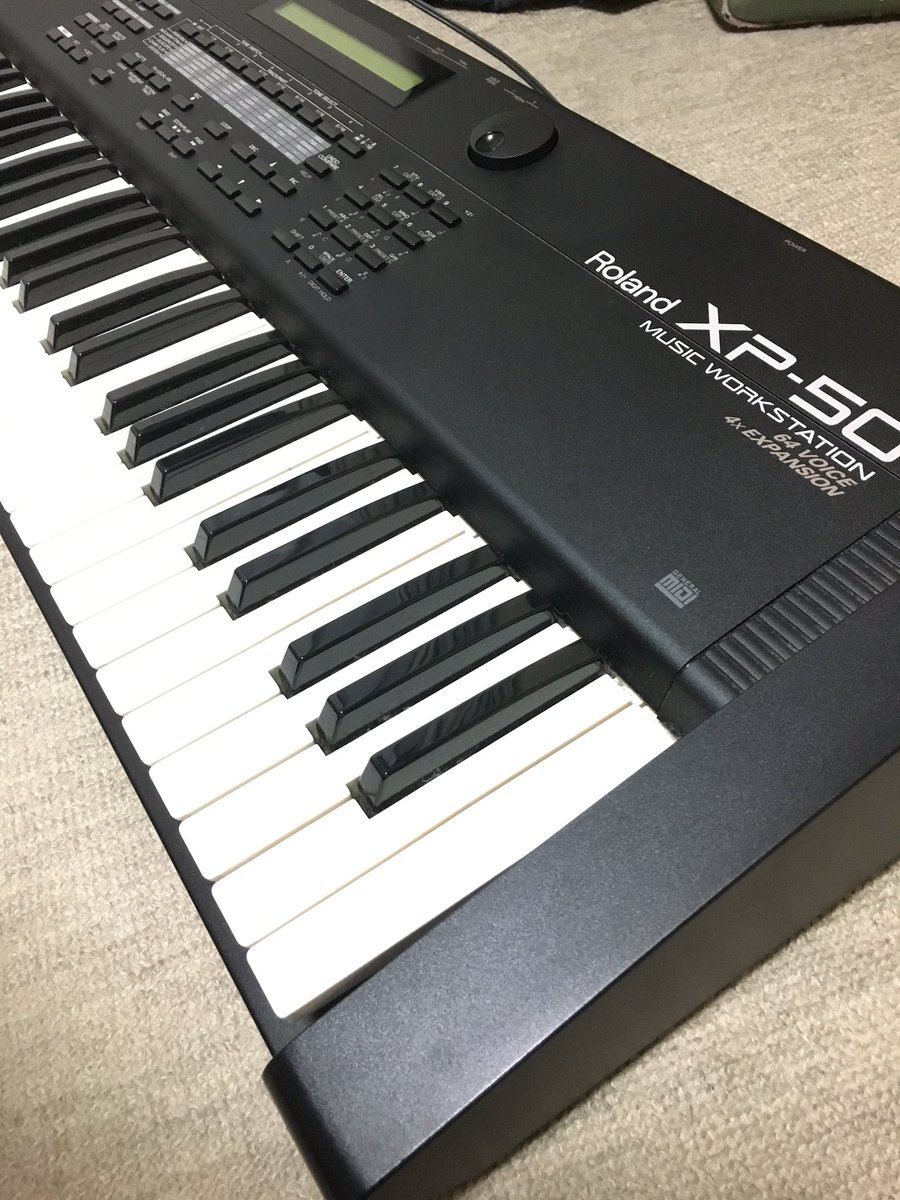 masaki_joe's tweet photo. 20年間、大事に大事に使ってきたXP-50がとうとう寿命を迎えたようだ。
もうここまで長い付き合いになると機械じゃないな。
そろそろ休ませてやるかな。まだまだこいつと色々作りたかったんだけど。
本当によく働いてくれた。
#シンセ #XP50 #Roland #ワークステーション https://t.co/jLsP17sxlB