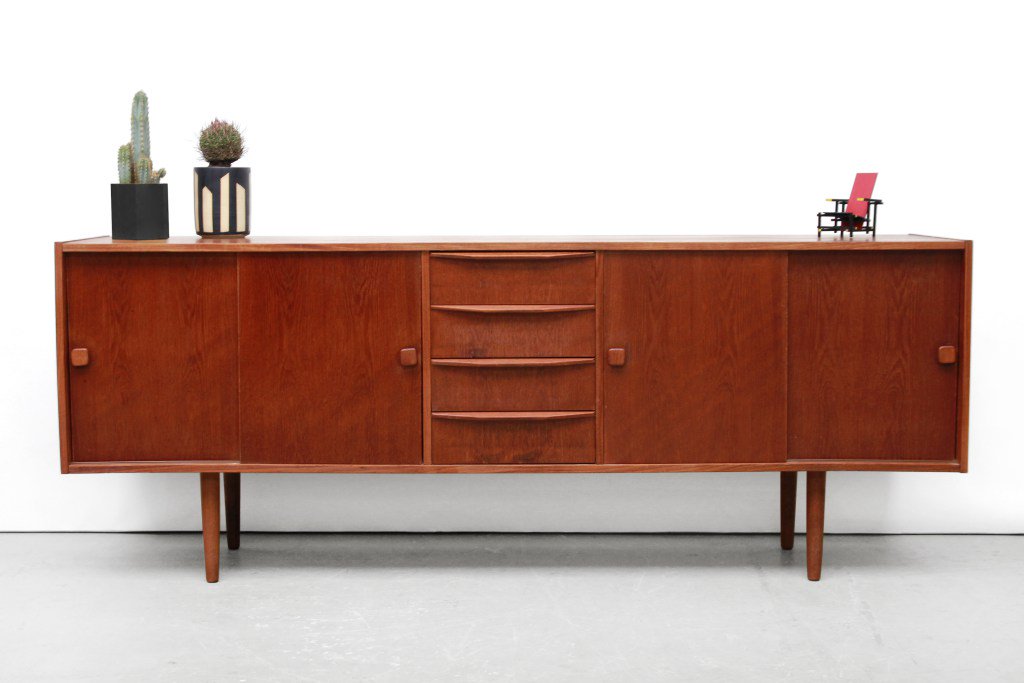 vanonsdesign's tweet photo. NIEUW BINNEN op https://t.co/llzxjtIZrp: #Vintage #DeensDesign #Dressoir #DanishDesign #Sideboard https://t.co/m0OZqpDWVy https://t.co/KdPZpOLhc6