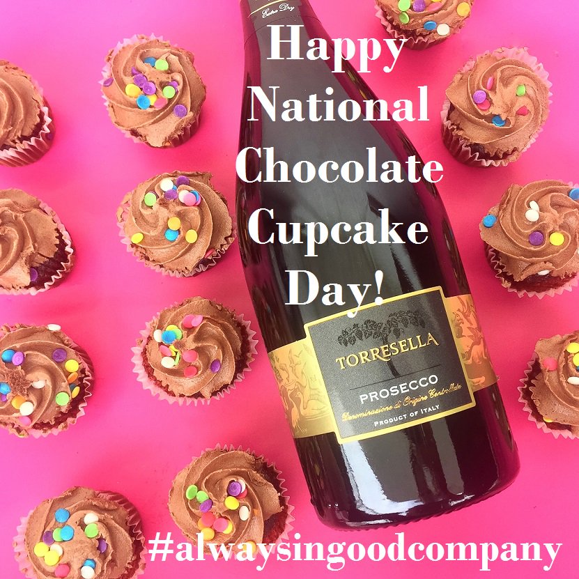 Celebrating #nationalcchocolatecupcakeday ? A glass of our extra dry Prosecco is a perfect companion for chocolate! #torresellawines #bubbly