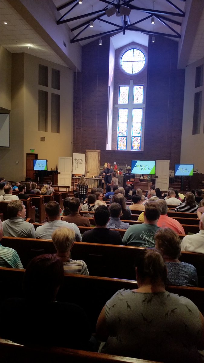 brosteve13's tweet image. And we are off...Orange Tour 2016
#OrangeTour Hattiesburg