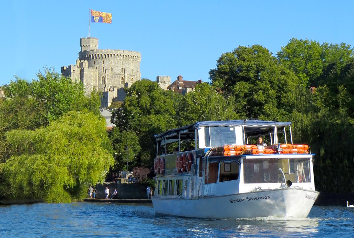 #HalfTerm plans? 40 minute &amp; 2 hour river trips available from #Windsor all week bit.ly/2cIuXp6 bit.ly/2cYS4hz