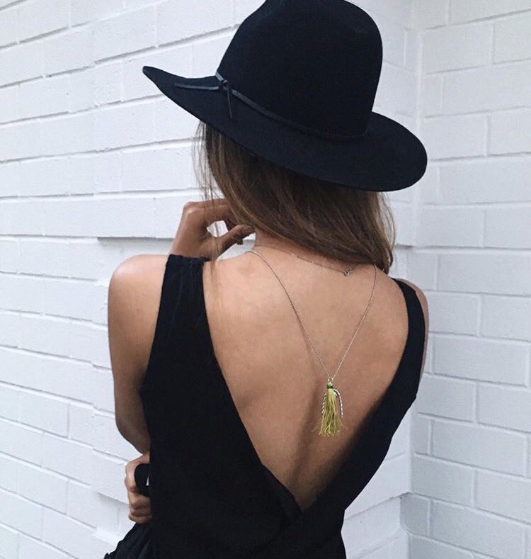 onachanjewelry's tweet photo. #beautiful #vancouver #fashionista #bloggerlife @emm.yee #blackissexy #lbd #MimiToo #tassel #isabella necklace #charityshop for @bcchf https://t.co/1WaT8wWzQ6