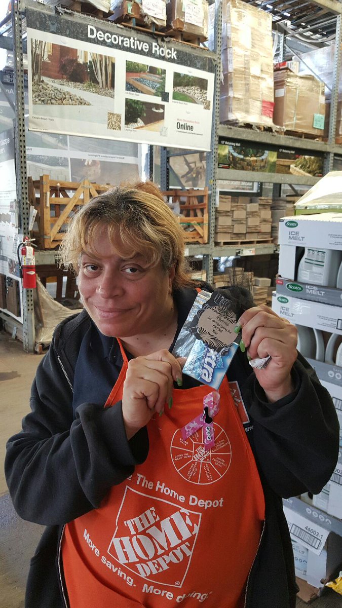 kristasalera's tweet photo. Thanks for always going the extra mile! #CAM16 🎉🎉 https://t.co/c4kMs4SjSn
