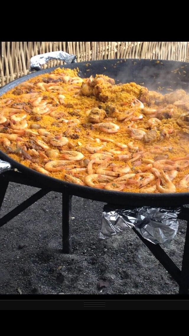 It's paella time☀️️