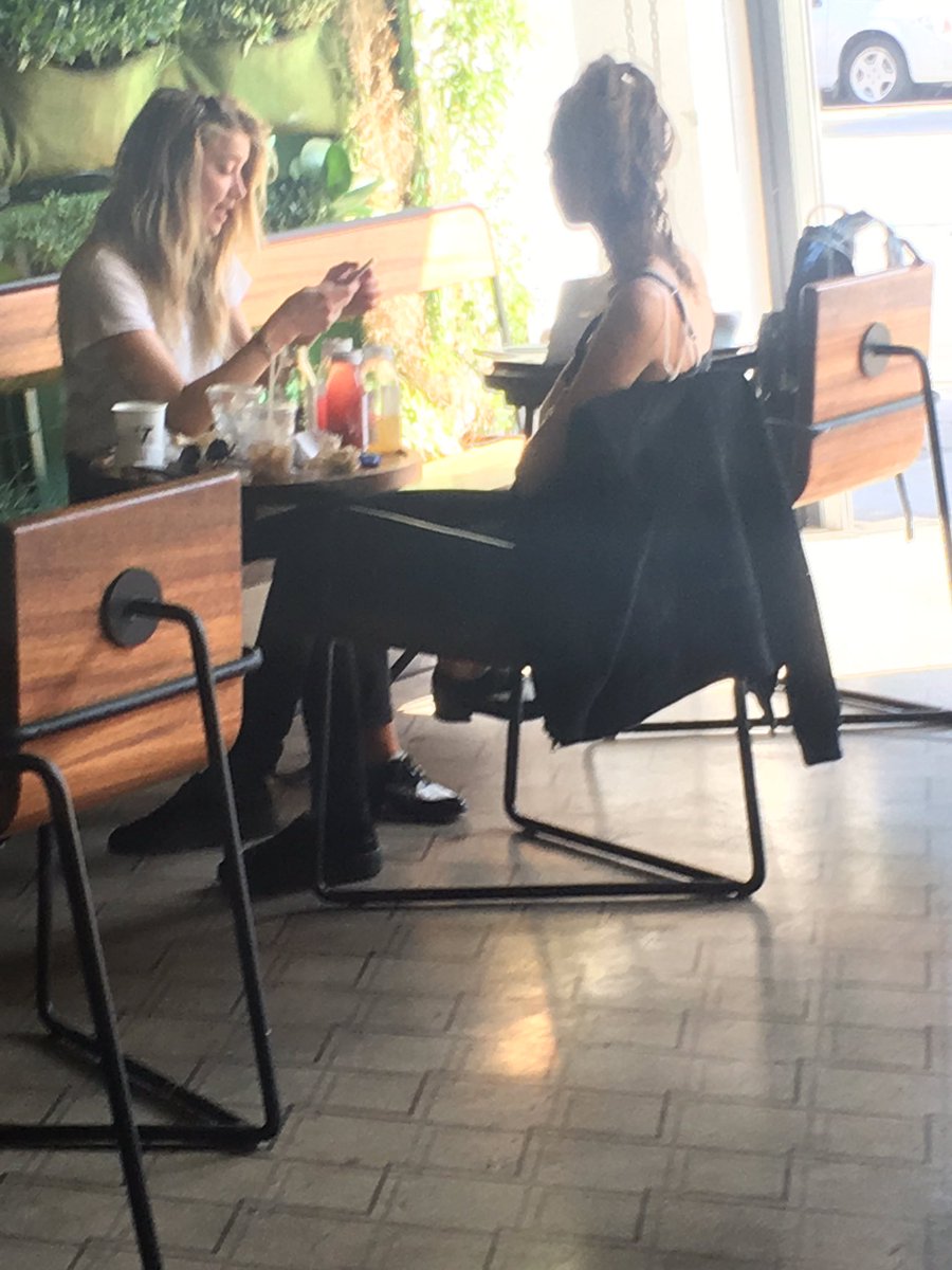 View image on Twitter