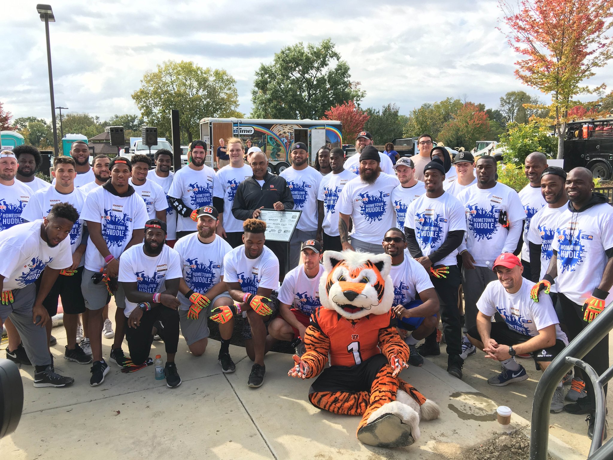 Cincinnati Bengals on Twitter "2016 Bengals HometownHuddle! 