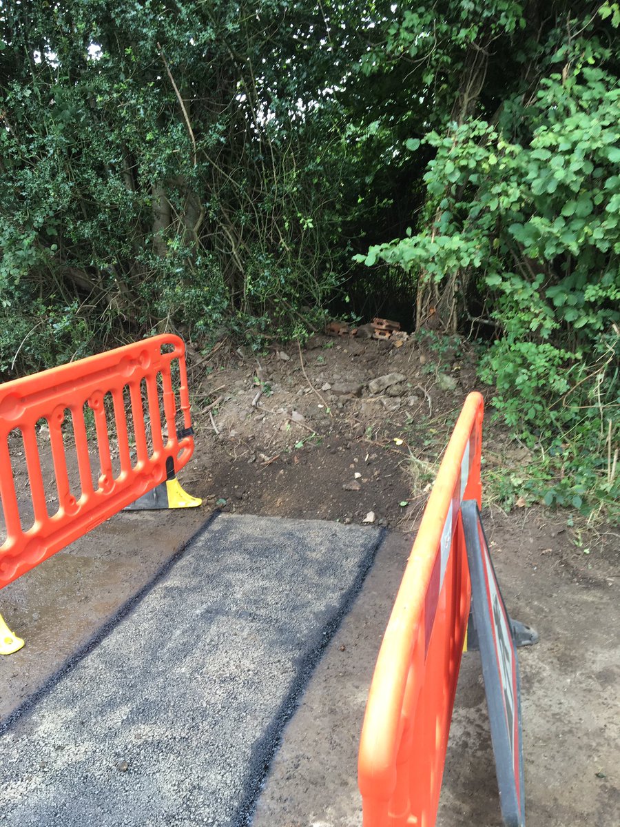 BelowGroundDW's tweet image. Flood relief pipe work installed in Chard Somerset across the road and concreted in place before remaking the road