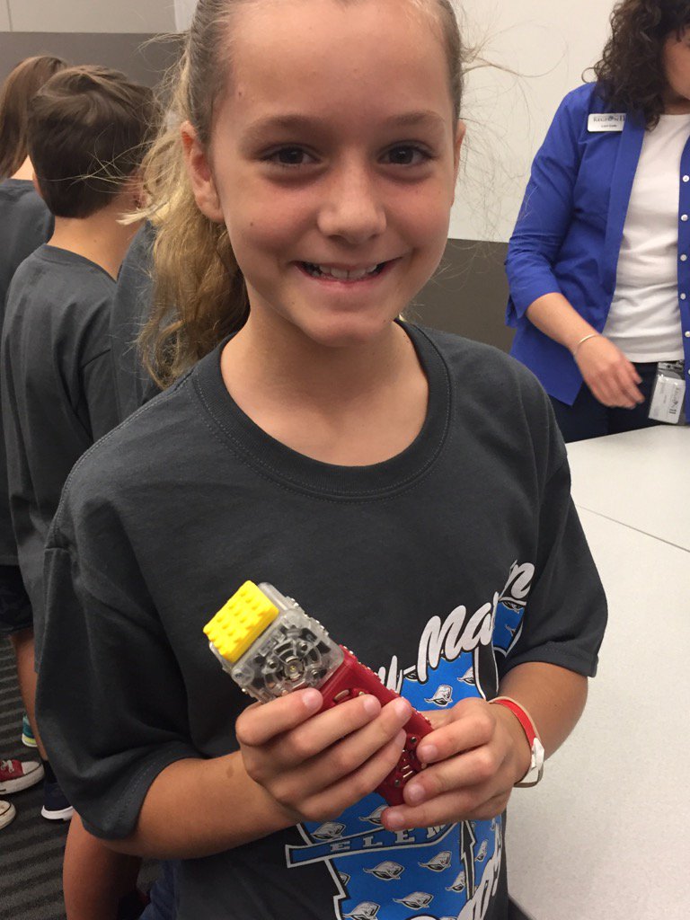 ksnyder0510's tweet photo. Cubelets #whymme #whywisd https://t.co/5A0c00y3gk