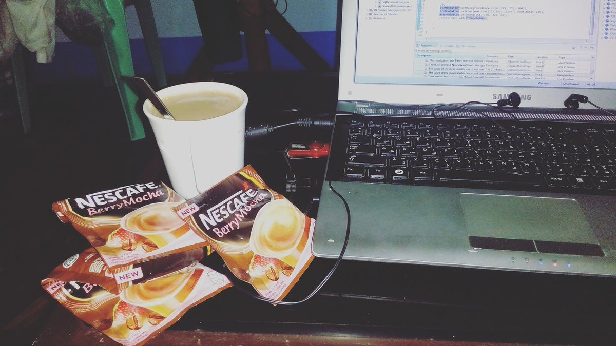 liliversegg's tweet photo. Salamat ng marami libreng kape kanina sa school, Nescafe :) Haha #Nescafe #berrymocha @NescafePH https://t.co/HCMSsYSGQh