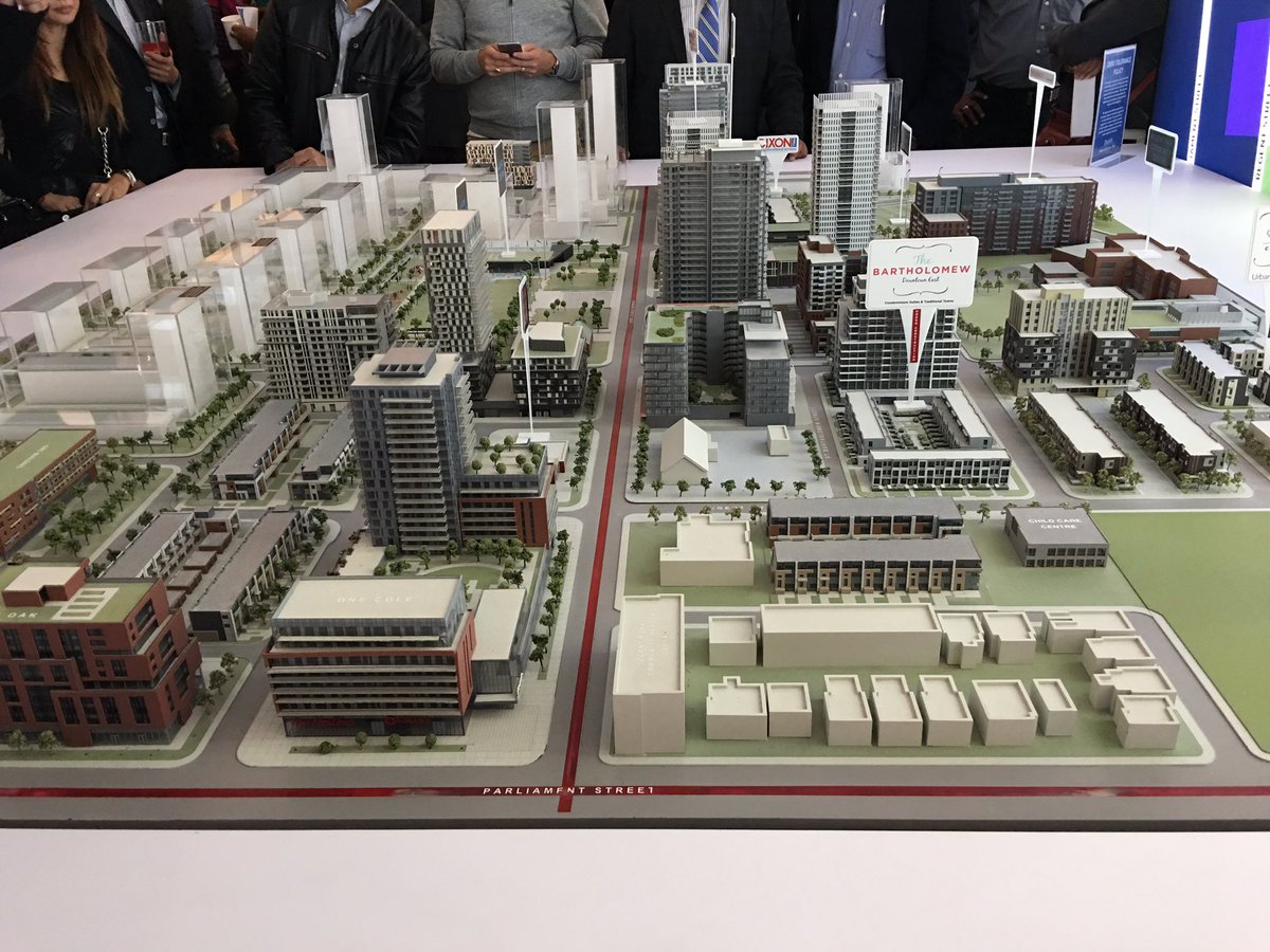 RealtyEnvision's tweet photo. Honoured to be here at the @thewyattcondos unveiling. #torontorealestate #EnvisionTO https://t.co/wHM17qkSAI