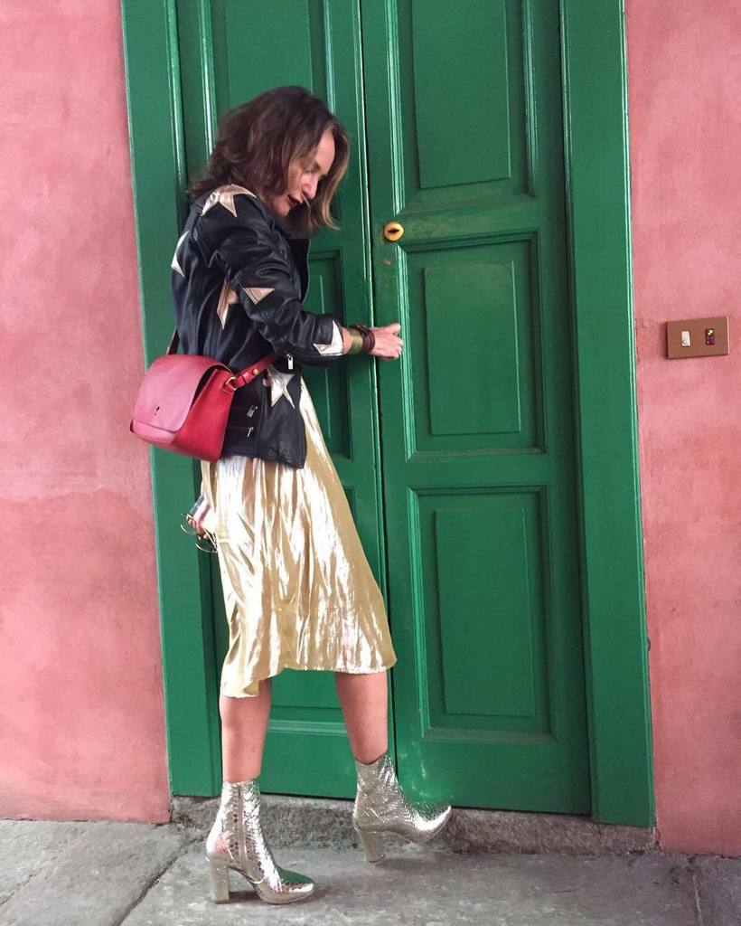 waitandsee_mi's tweet photo. 9 a.m. Wear #GOLD 🌟#StayBella #PleaseHaveFun #WaitAndSeeStyle #AW16 More on https://t.co/erbFIYt9SW #waitandseemil… https://t.co/exCZDD8SYG