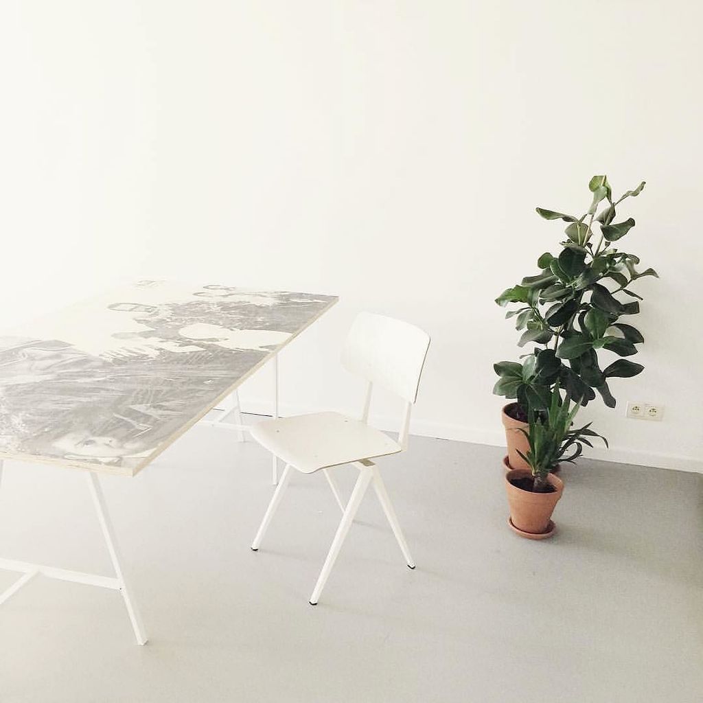 gldleaf's tweet photo. Slate table #DIY
.
.
#interiors #interiordesign #decor #home #homedecor #inspiration #truthindecorating #interiorde… https://t.co/w8lfc9OZXX