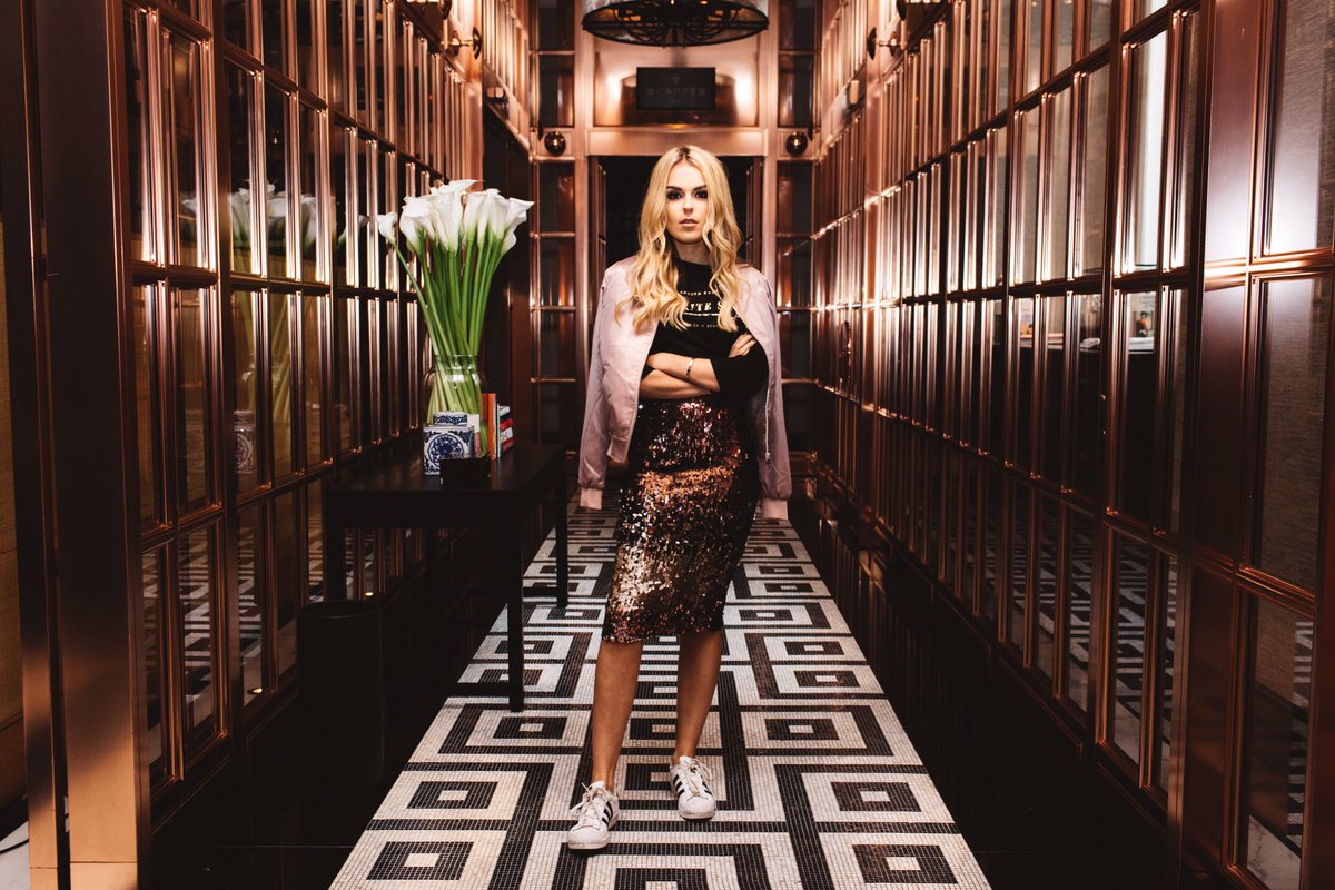 Obsessed with this <a href="/riverisland/">River Island</a> <a href="/riverislandPR/">River Island PR</a> look 😻 Follow my <a href="/MaseratiGB/">Maserati GB</a> take over adventures on Instagram!! <a href="/RosewoodLondon/">Rosewood London</a> 🚗✨🍂