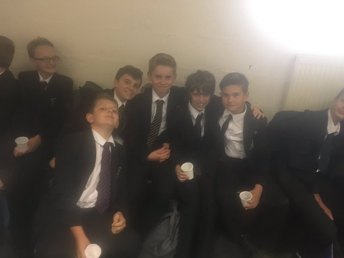 hoy7barclay's tweet photo. 100% attendance milkshakes and cookies at break time! Keep up the super work. #25hoursaweek @thebarclaysch https://t.co/AEUZqf5Z37