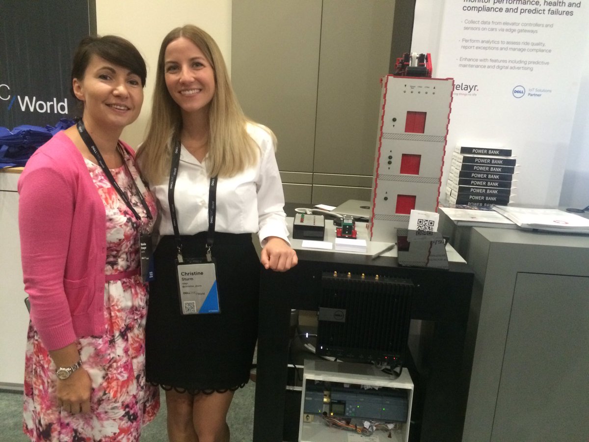 #iot gateway driving #elevator management in the hallway zone with <a href="/relayr_cloud/">ScottTryon55</a> at #DellEMCWorld with @MareikeDAtDell