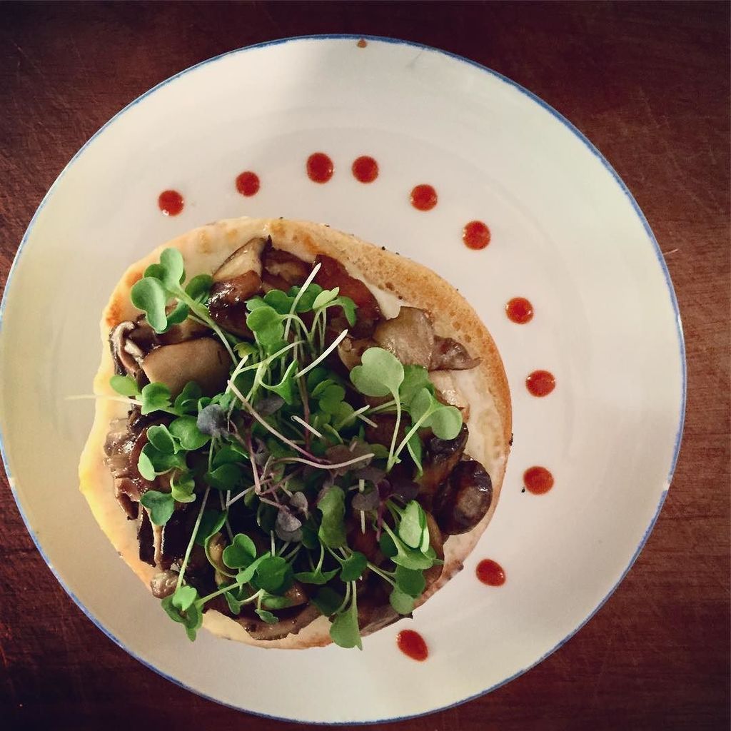 Oh and here's entry number two for the lunchtime microgreen food art competition #microgre… ift.tt/2eeLmD4