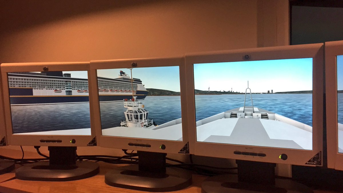 WestNautical's tweet photo. Scenario 3 of #WNCaptainsWeek with our #yacht #Captains on the #simulator entering #Sydney when #fire breaks out! https://t.co/sapuCRUZrT