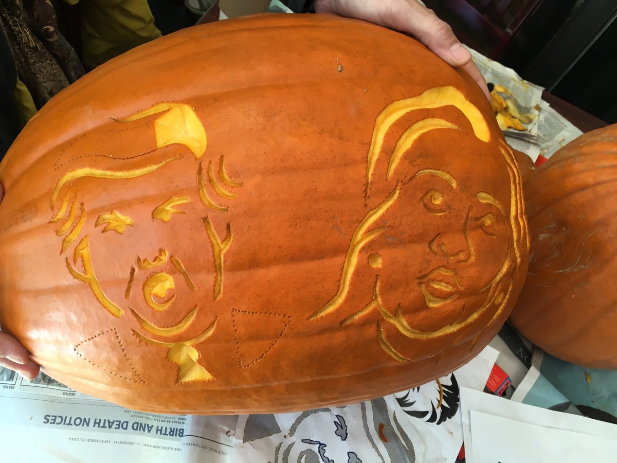 Novascotiasbest's tweet photo. @NSCCNews students prepping for the Kentville Pumpkin Walk...#Hillary2016 #TrumpPence16  LOL https://t.co/gxHBsJ3sPP