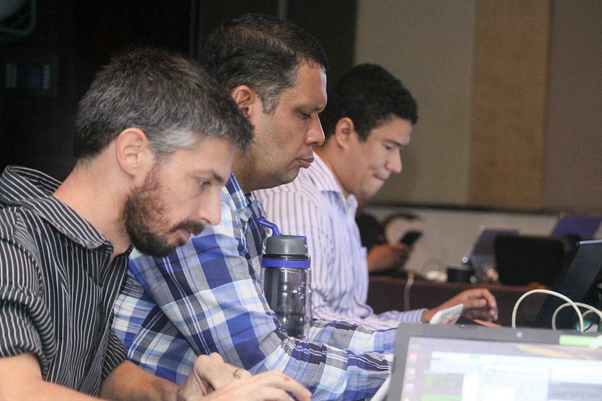 ChallengeHacker's tweet image. Revive los momentos del Hacker´s Challenge Panamá, que pronto llegará a Bogotá.
Realiza tu inscripción en: hackers-challenge.co