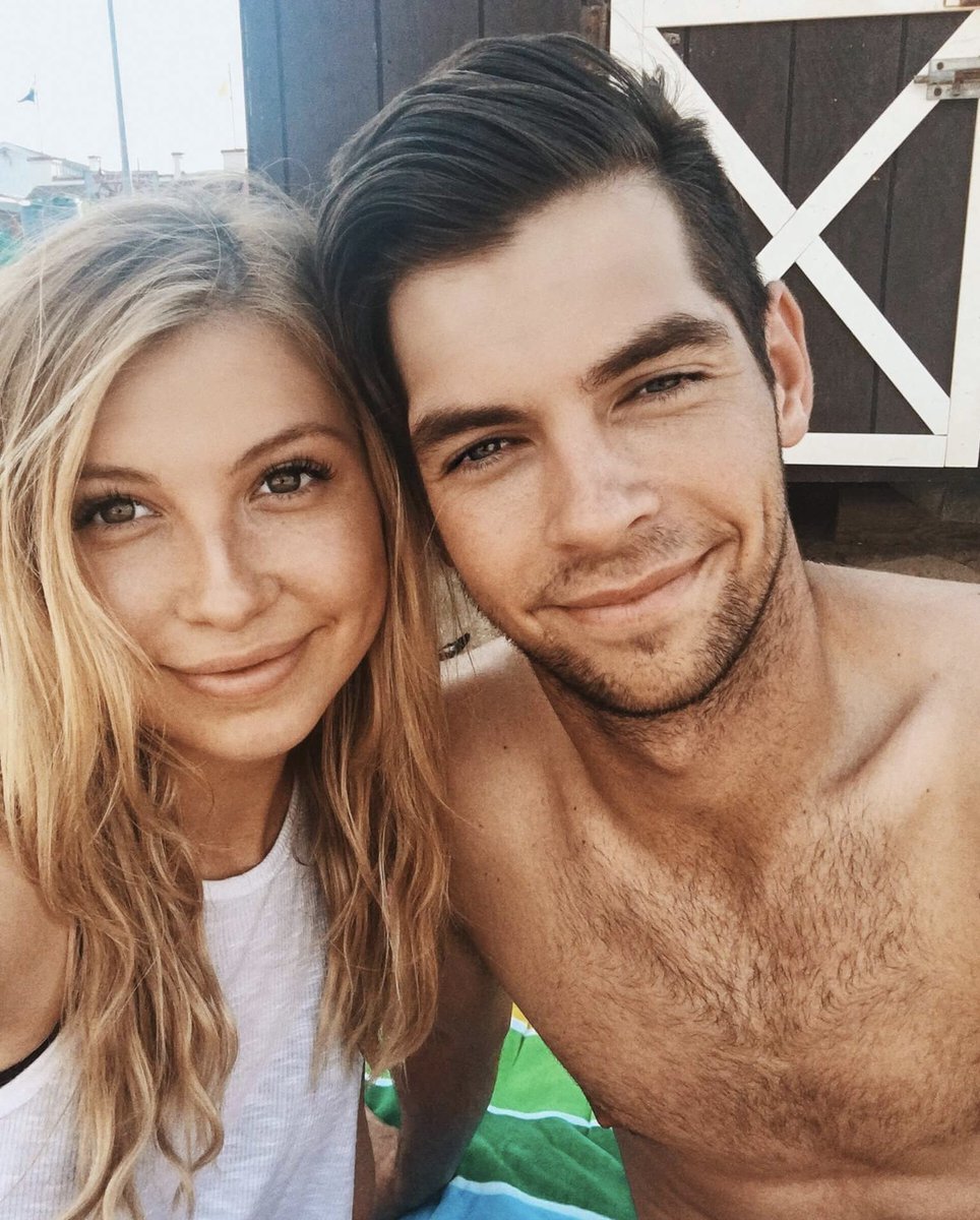 NatalieTleavitt (@natalietueller) on Twitter photo 