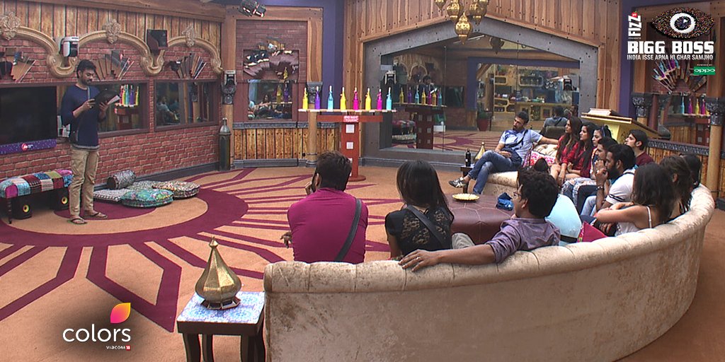 Bigg Boss 10, Day 2 Highlights: Swami Omji Calls Akansha Sharma Characterless And Much More! Bigg Boss 10, Day 2 Highlights: Swami Omji Calls Akansha Sharma Characterless And Much More!