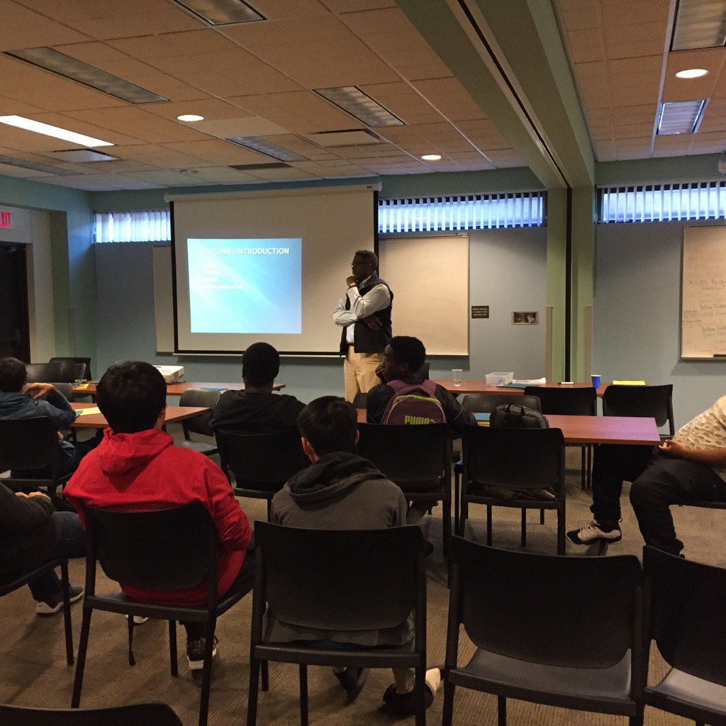 AleciaMobley's tweet photo. Scholars talking about trauma and what it means#spps https://t.co/KRNDrxwlD7
