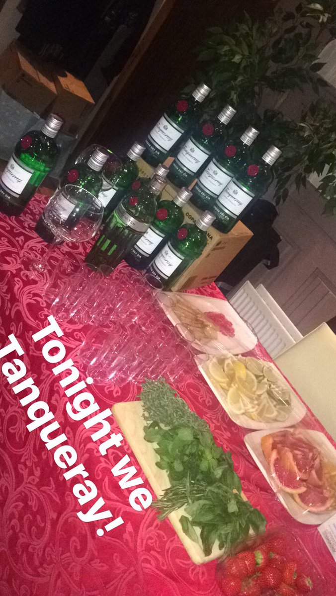 love_belfast's tweet photo. #tanqueraytuesday https://t.co/jjmMeUGAJW