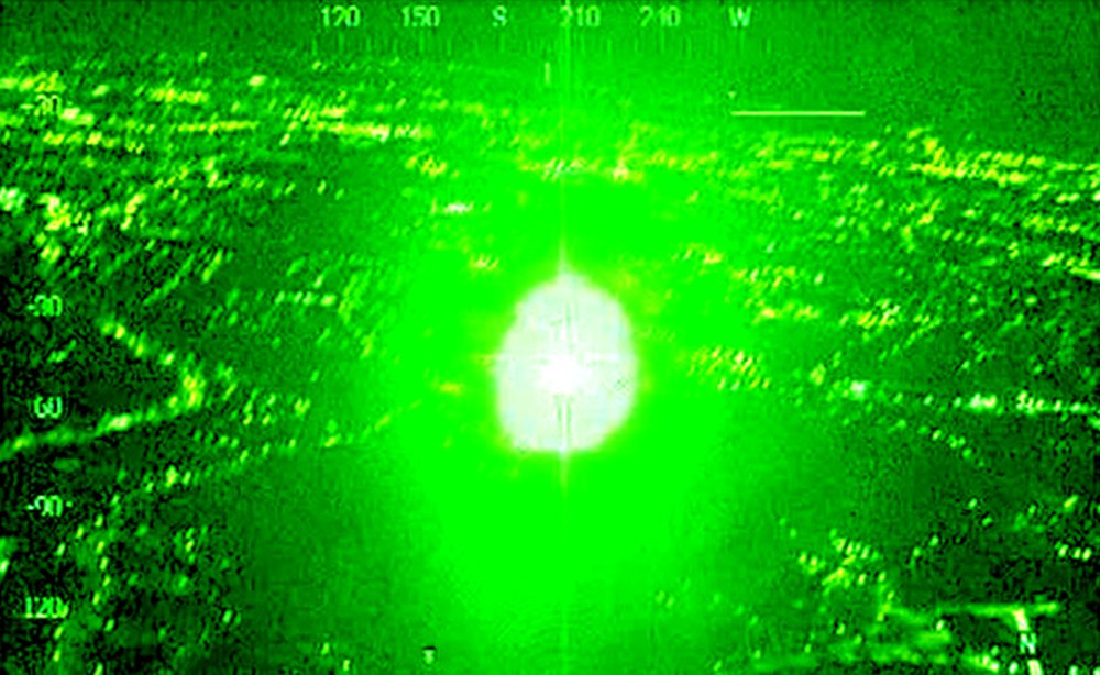 HelicopterLinks's tweet photo. United Kingdom: "Two Men Arrested After Laser Pointed At Police Helicopter In Stoke-on-Trent". Article: https://t.co/IEc9rs4ce7 https://t.co/szvZ54tEs9