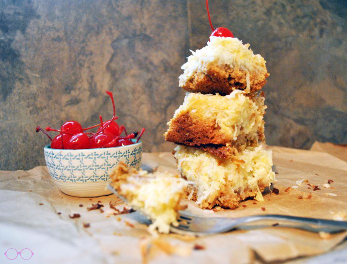 Grab a sweet and chewy Piña Colada Bar by @TheDessertGeek for a quick afternoon snack! buff.ly/2e4nlBG