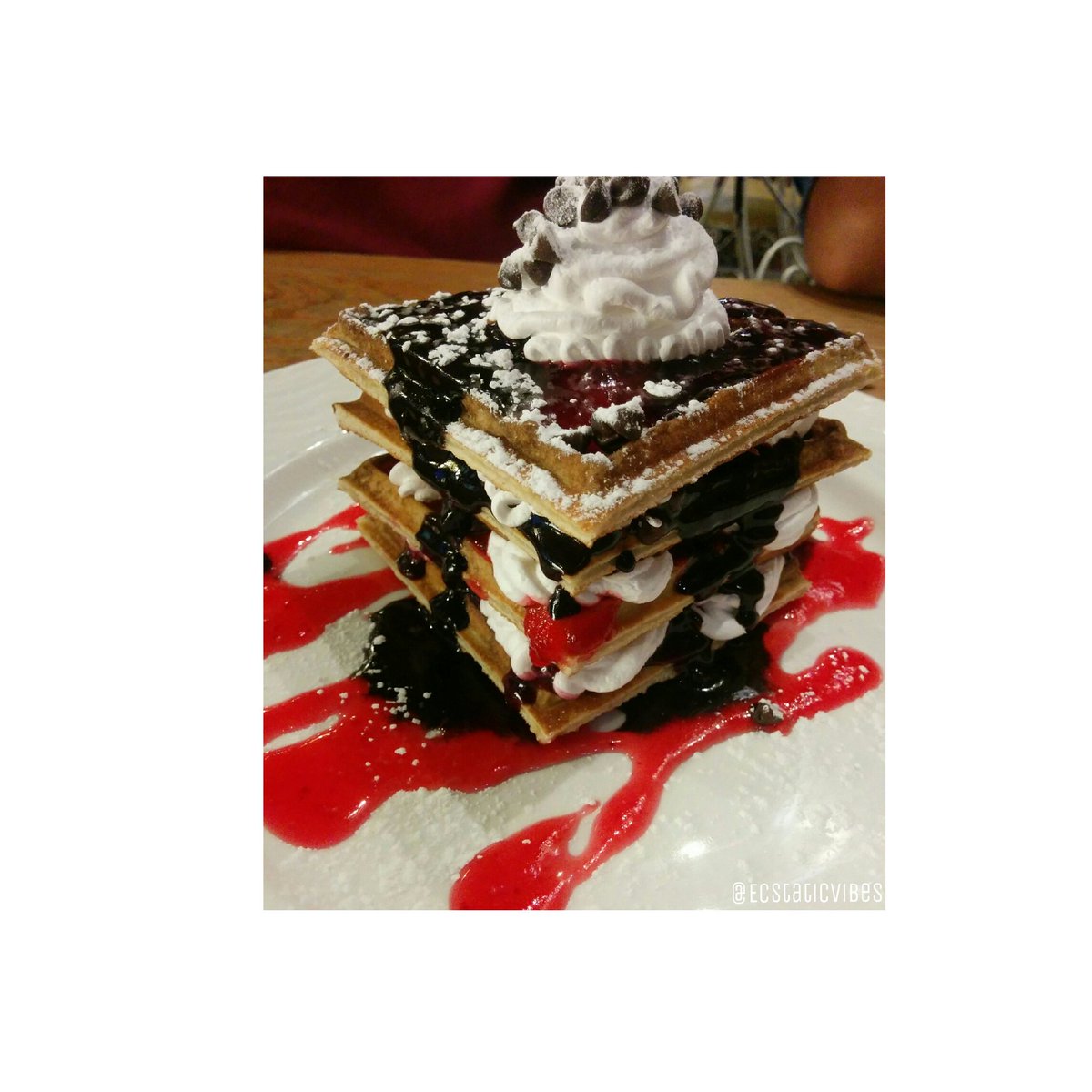 ecstaticv1bes's tweet image. Drooooooling ❤
#EcstaticVibes #Waffles #Favourite