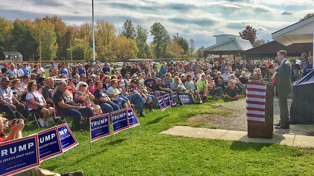 EricTrump's tweet photo. Another amazing event and crowd in Norwalk, Ohio!!! The support is unreal! @TeamTrump #MAGA @realDonaldTrump ๐บ๐ธ๐บ๐ธ https://t.co/pE4sqi3JEU