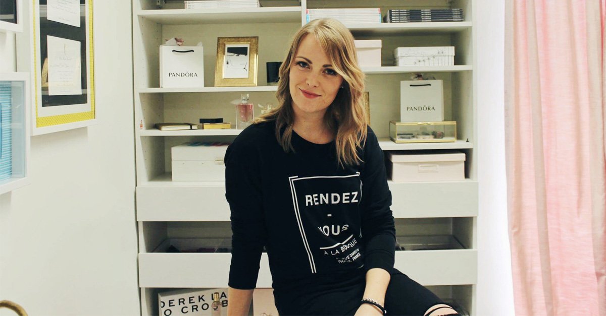 ElleQuebec's tweet photo. .@AndreanneAM a répondu à notre #QuestionnaireELLE - Vous ne devinerez jamais la 1ère chose qu'elle fait le matin 🙊  https://t.co/zZl1OTdOUy https://t.co/UCghbEE6mB