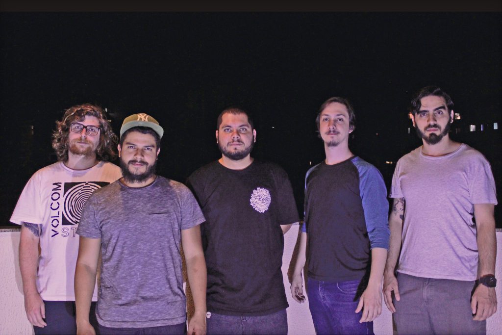 Atomic Winter – New Album + Videoclip punkandrockec.wordpress.com/2016/10/18/ato…