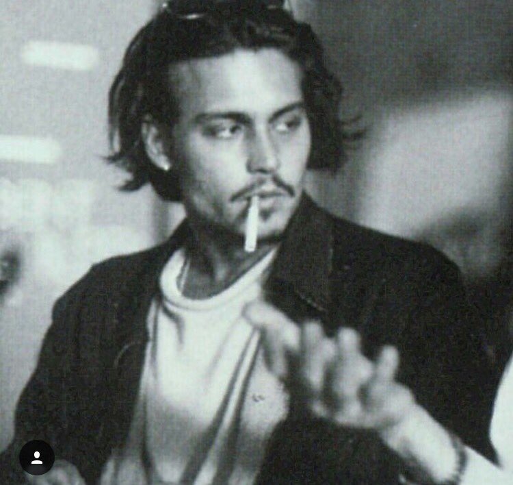 Johanna_Roelich's tweet photo. 👌🏼💗✨ #johnnydepp #youngjohnny https://t.co/Y6qUQ7mgPs
