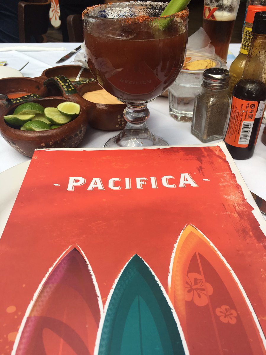 PolancoColonos's tweet photo. Terraza agradable, variedad de clamatos y Gins preparados en tu mesa y buenos mariscos en #PacificaPolanco 🍻🍹🍤🌮#PolancoGourmet #Haztuplan https://t.co/PJ591CFts6