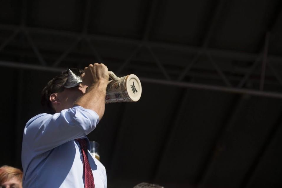 washingtonpost's tweet photo. The unbelievable popularity of Canada’s Justin Trudeau https://t.co/hn6Bx4vAMj https://t.co/yrne24AgjO